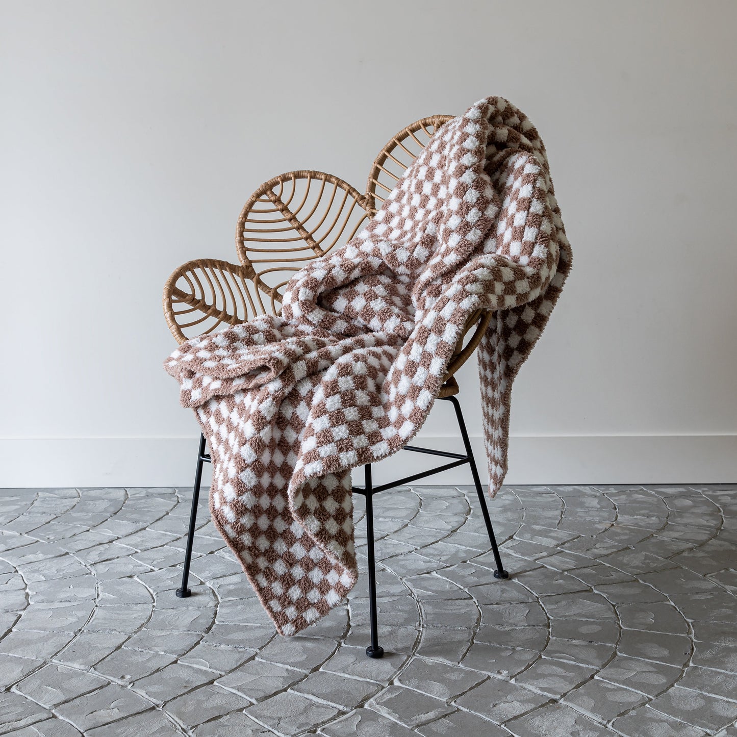 Chocolate Milk & White Check Print Extended Throw