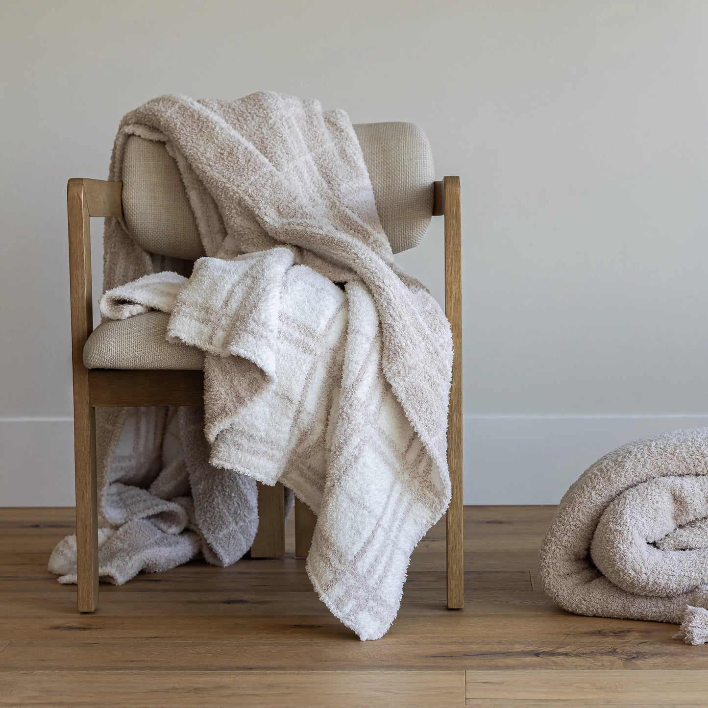 Blushing Beige & White Plaid Print Extended Throw