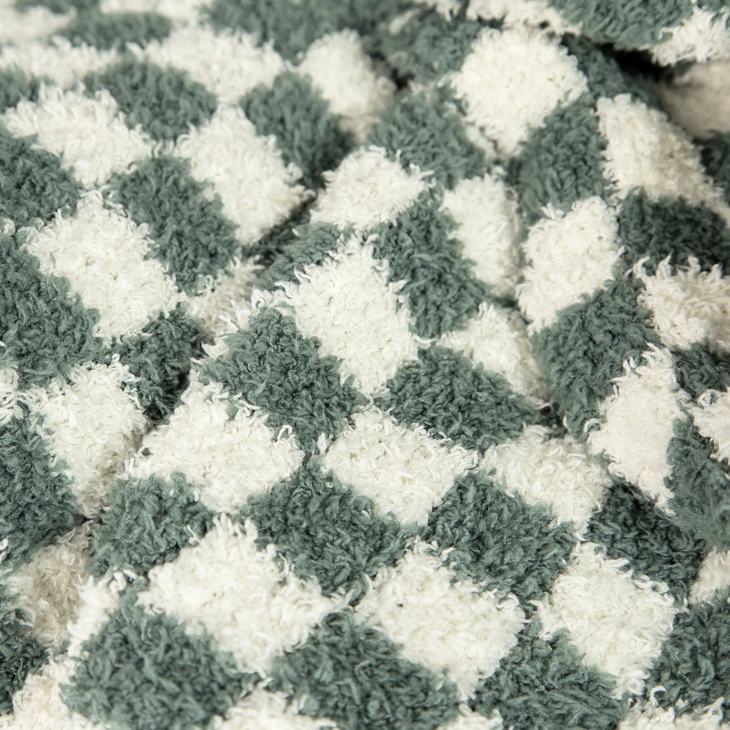 Baby's Breath & Forest Green Check Print Extended Throw